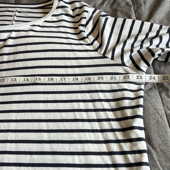 Duluth long sleeve striped tee, navy and white, size 1x - Picture 3 of 6